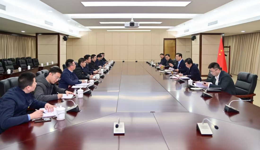 市領(lǐng)導(dǎo)參加所在黨支部組織生活會(huì)